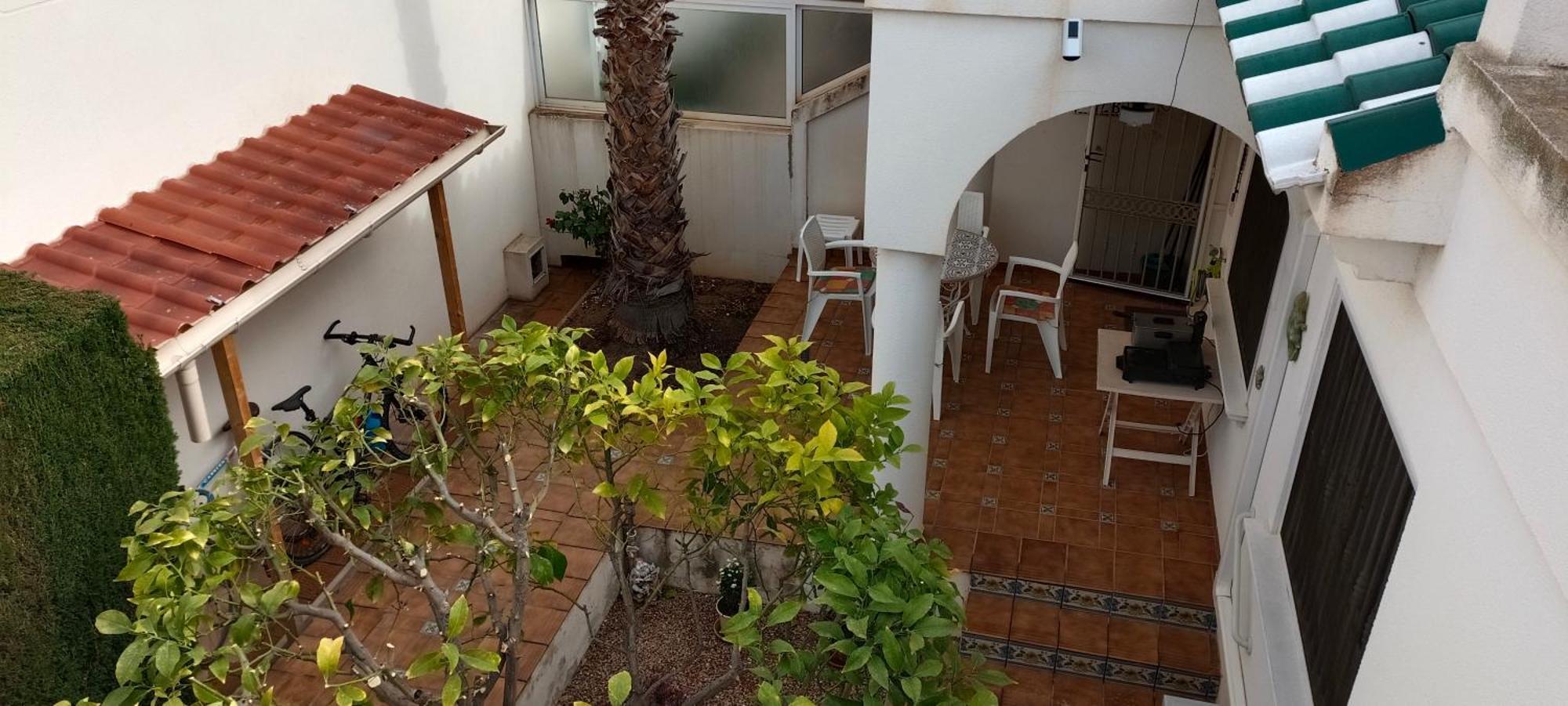 Maison Entiere Avec Piscine, Wifi, Grand Solarium Et Terrain Arbore Vakantiehuis *